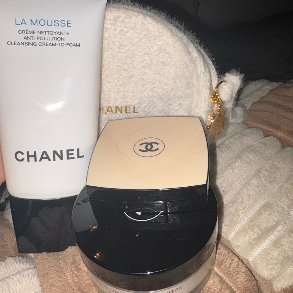 CHANEL La Mousse Cleansing Cream Set - Picture 3 of 8